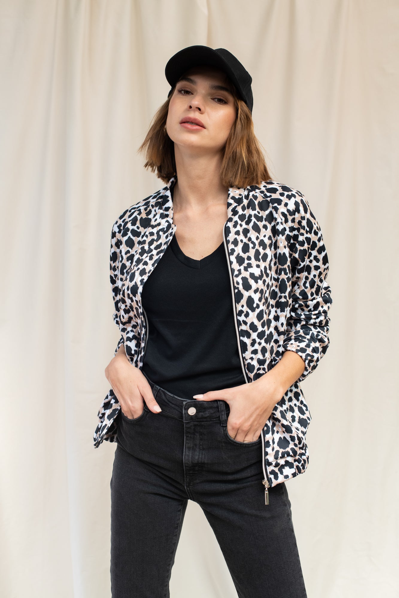Bomber Cala print